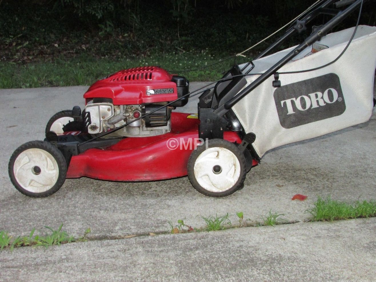 Toro Lawn Mower Model 20007 Carburetor