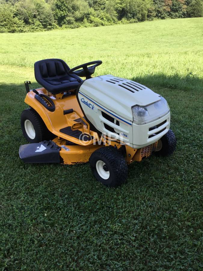 Cub Cadet 1170 Riding Mower