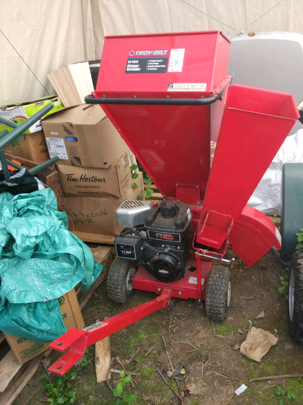 Troy Bilt CS4325 Chipper Shredder