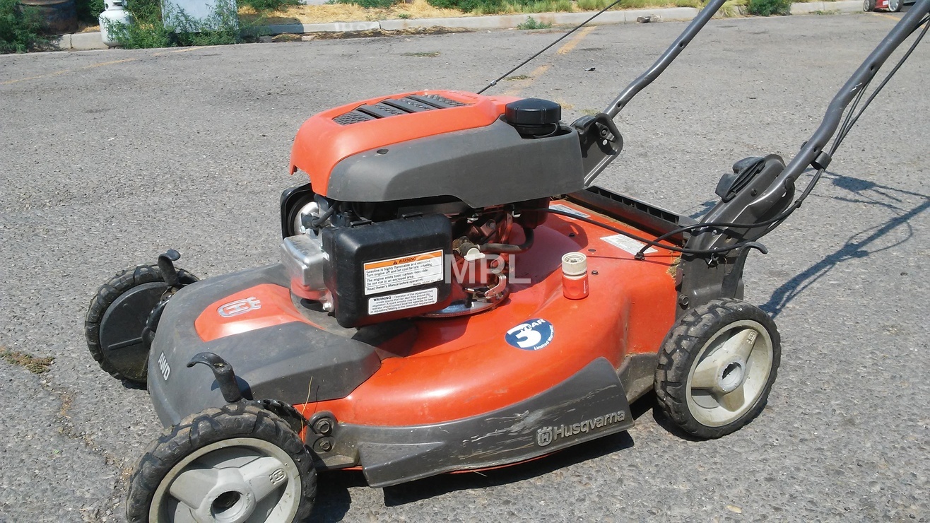 how to clean the carburetor on a husqvarna lawn mower