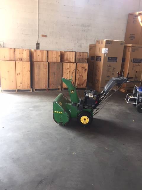 John Deere Snow Blower TRS 26 carb