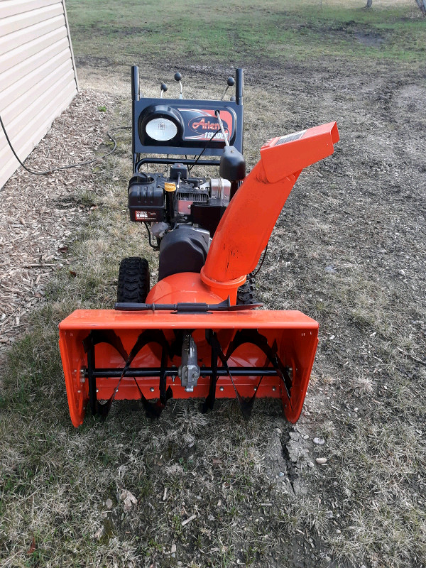 Ariens 11300LE Snow Blower