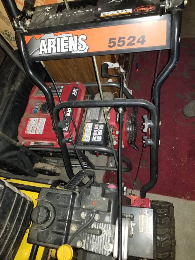 Ariens 5524 Snow Blower Carburetor
