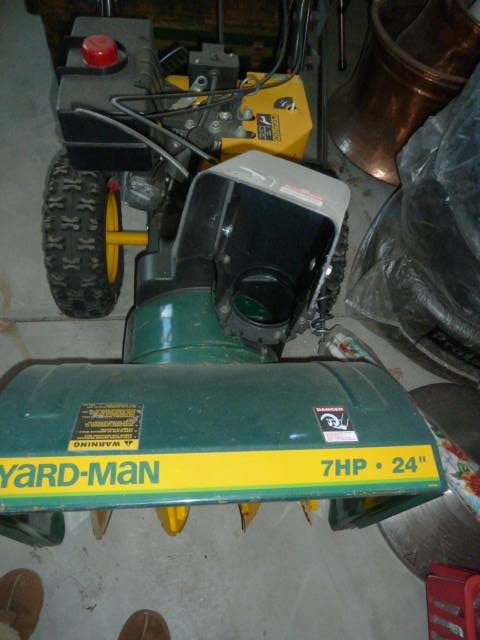 Yard Man Model 315e663e401 Snow Blower Carburetor