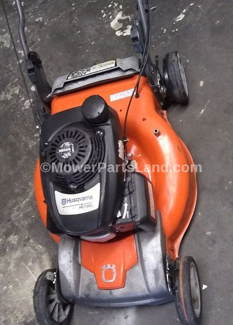 Husqvarna HU700L Lawn Mower With Manual Choke Carburetor