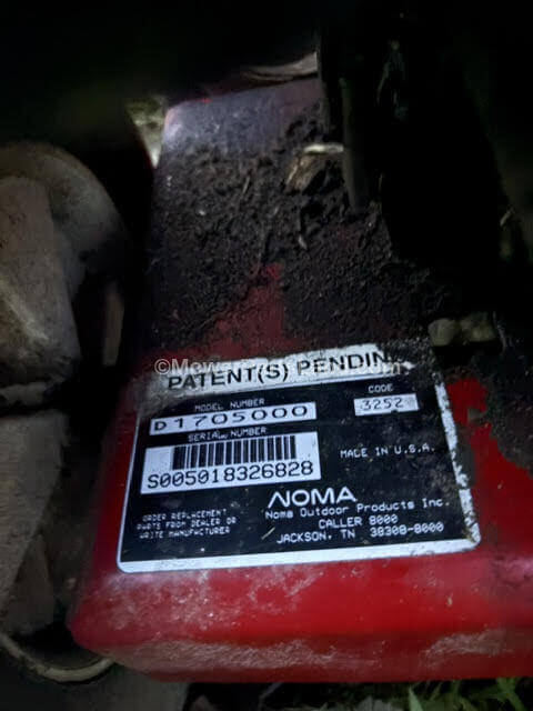Carburetor For Noma D1705000 Chipper Shredder - Image 3